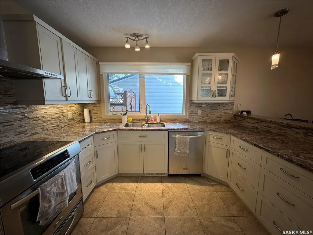 114 Garvin Crescent Canora SK S0A 0L0