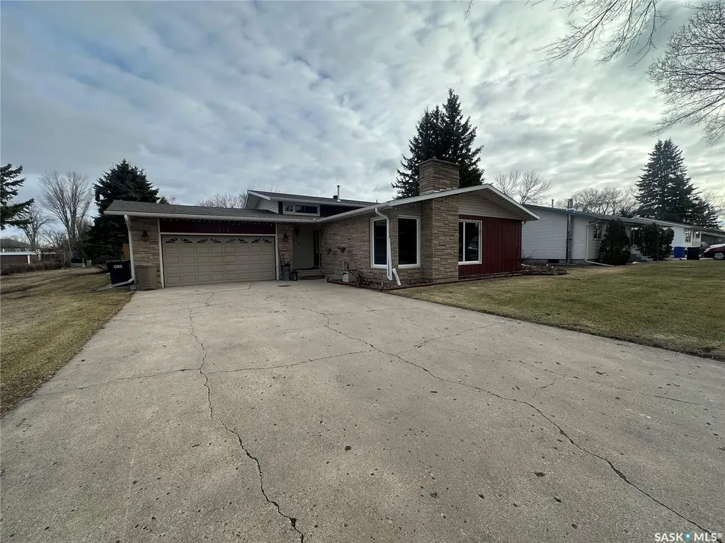 114 Garvin Crescent Canora SK S0A 0L0