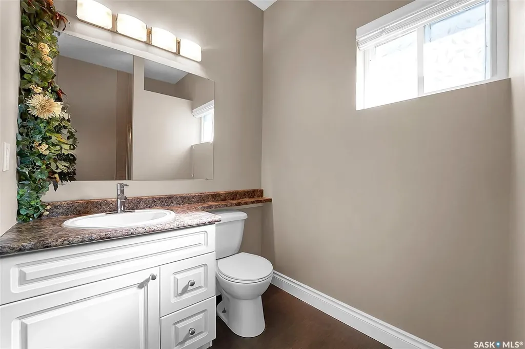 207 5th Avenue E Biggar SK S0K 0M0