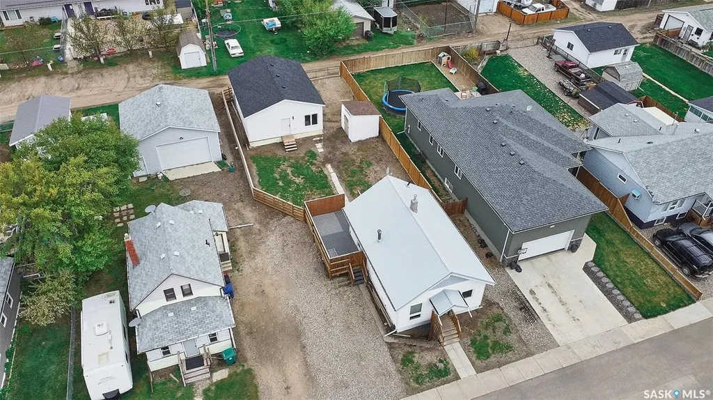 207 5th Avenue E Biggar SK S0K 0M0