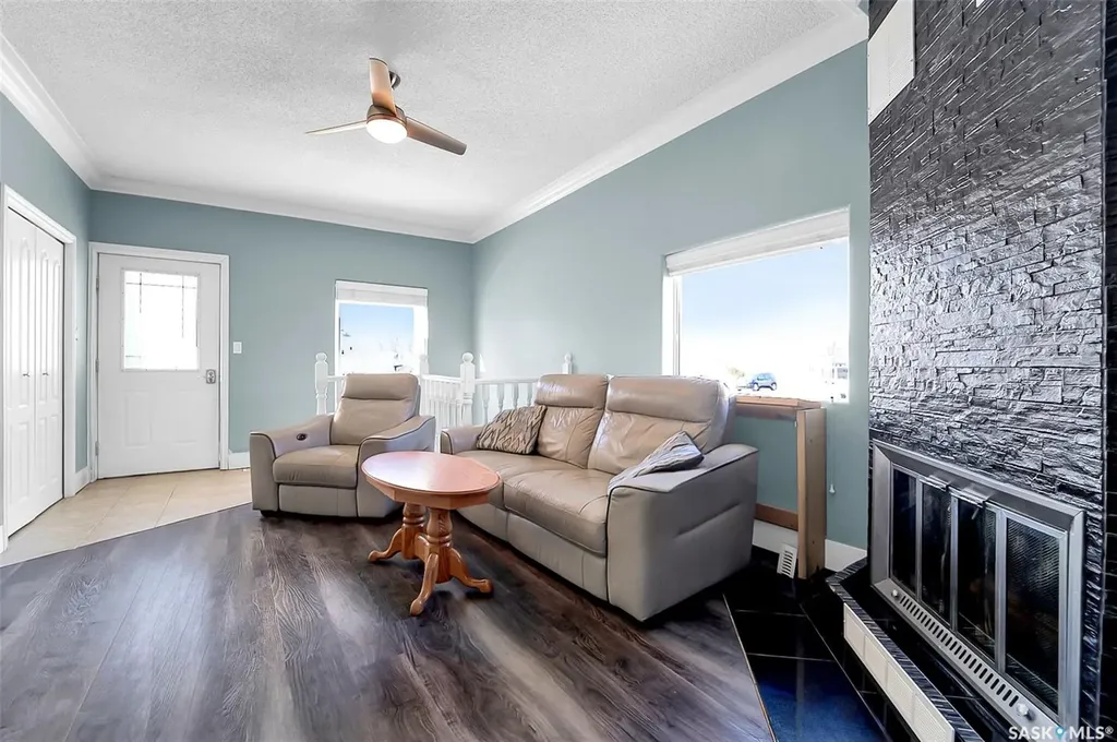 207 5th Avenue E Biggar SK S0K 0M0