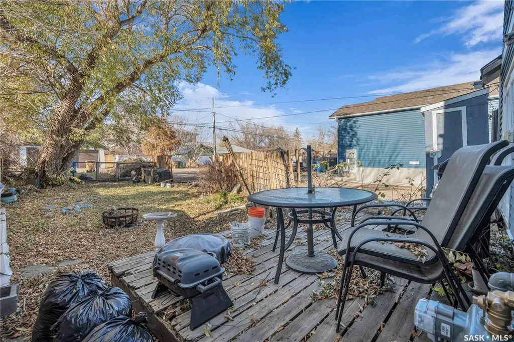 2128 Reynolds Street Regina SK S4N 3N1