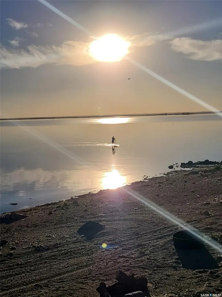 4 Canyon Beach Bay Last Mountain Lake East Side SK S0G 1G0