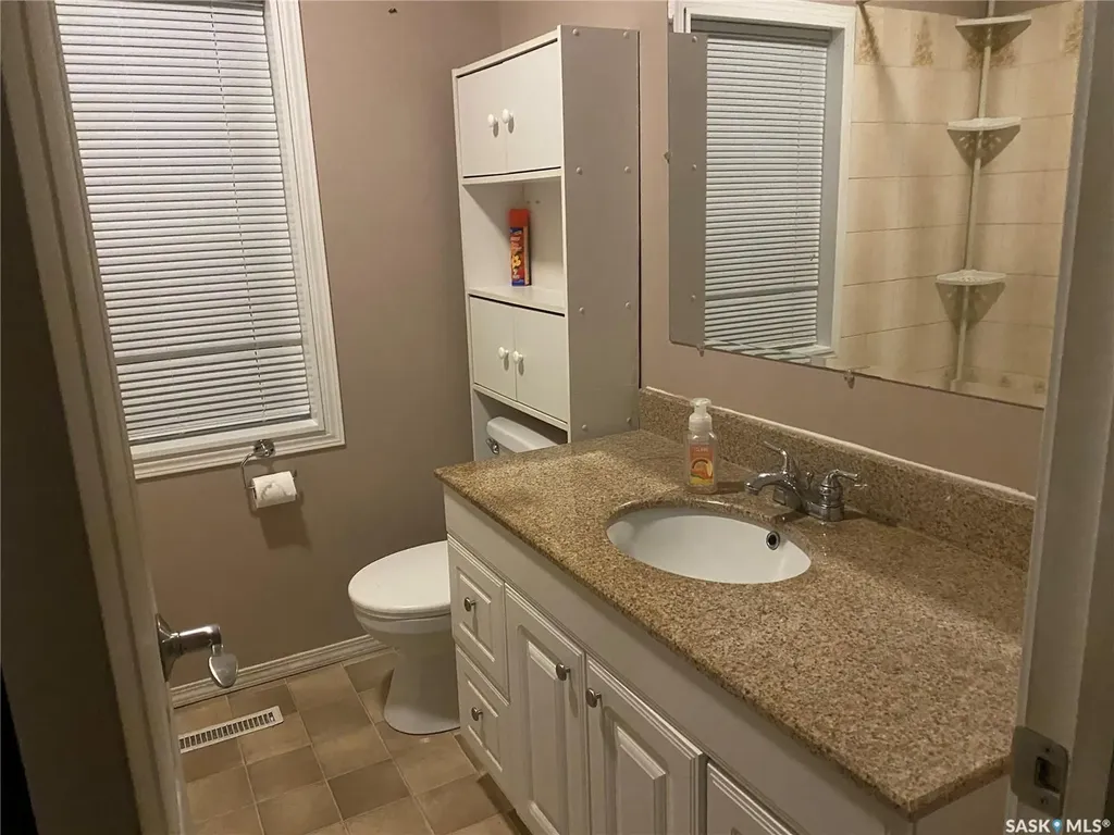 412 2nd Street E Wilkie SK S0K 4W0