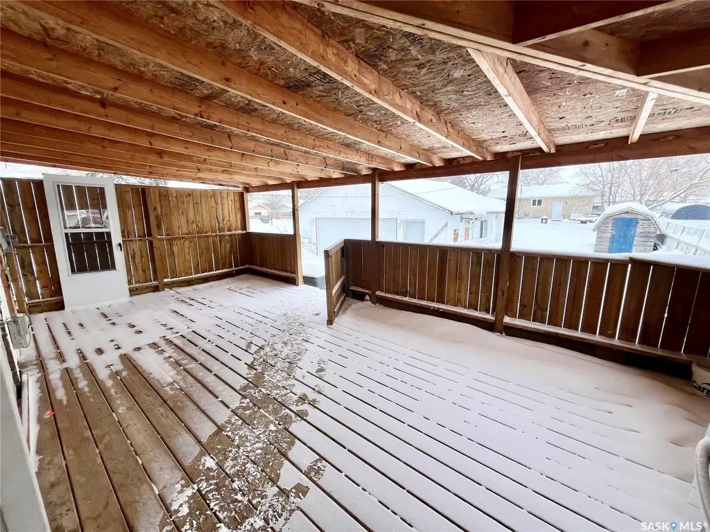 412 2nd Street E Wilkie SK S0K 4W0