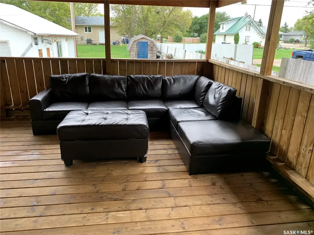 412 2nd Street E Wilkie SK S0K 4W0