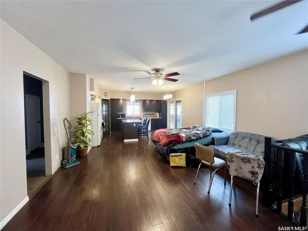 412 2nd Street E Wilkie SK S0K 4W0