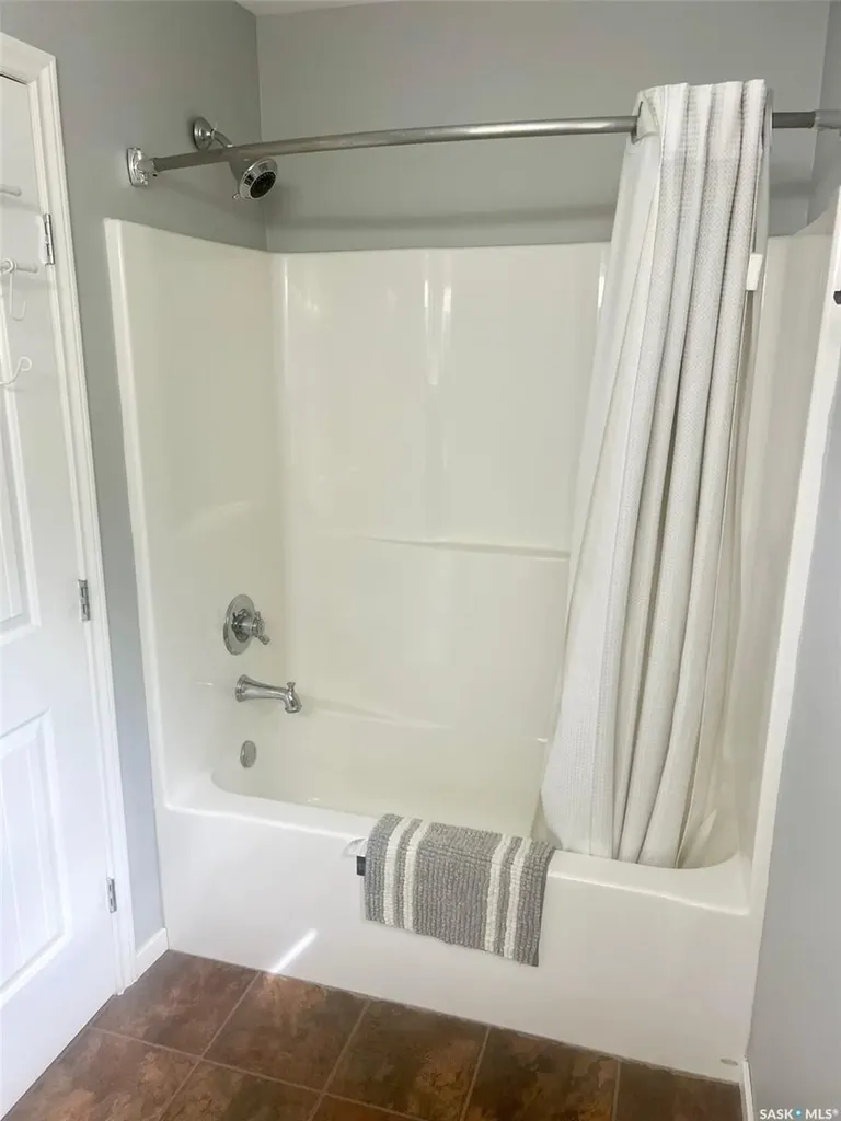 408 Oldroyd Drive Good Spirit Lake SK S0A 0L0