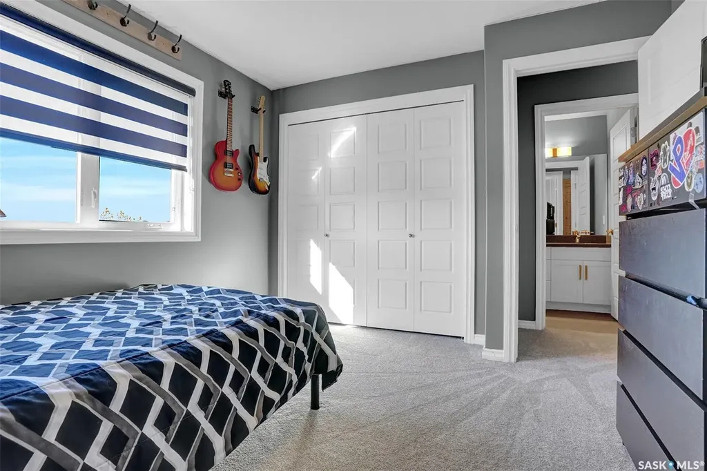 25 Hudson Drive Pilot Butte SK S0G 3Z0
