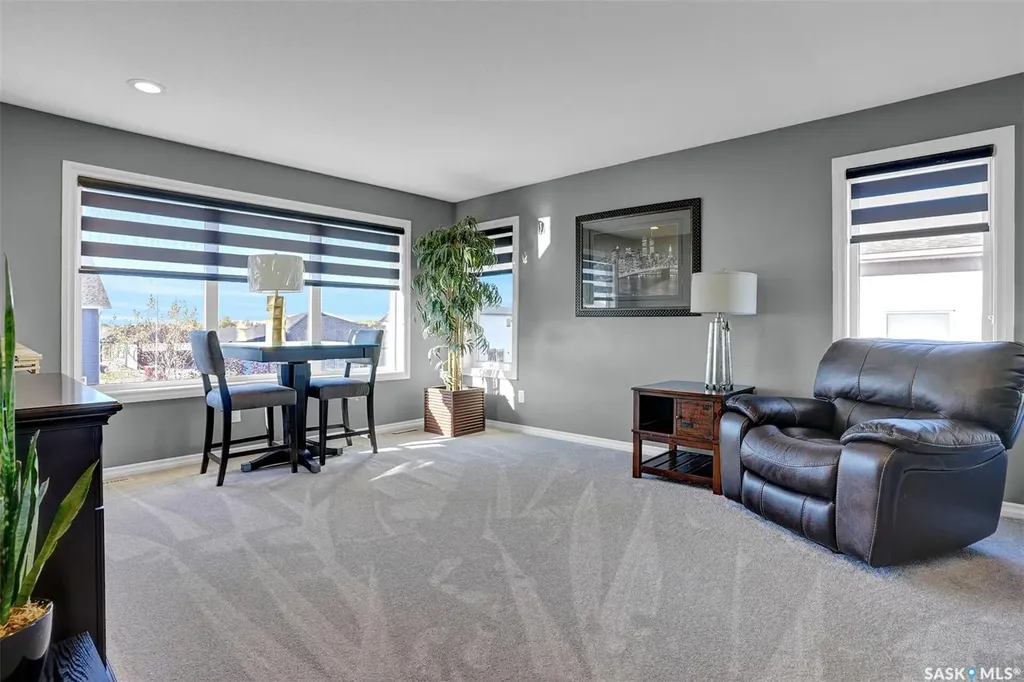25 Hudson Drive Pilot Butte SK S0G 3Z0