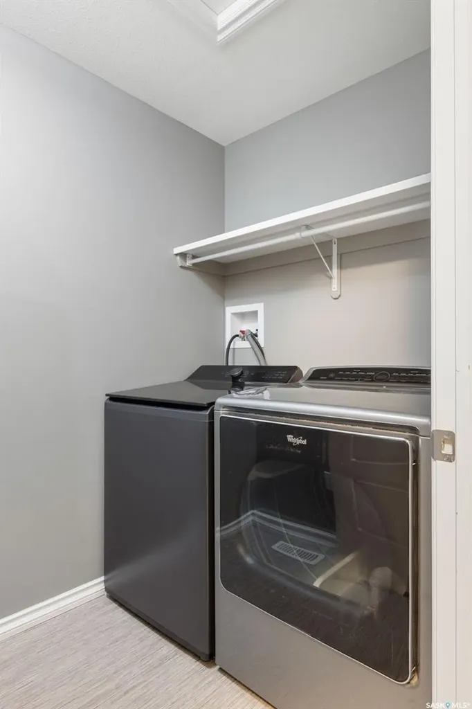 25 Hudson Drive Pilot Butte SK S0G 3Z0