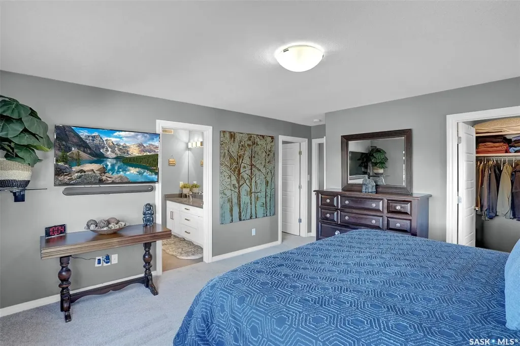 25 Hudson Drive Pilot Butte SK S0G 3Z0