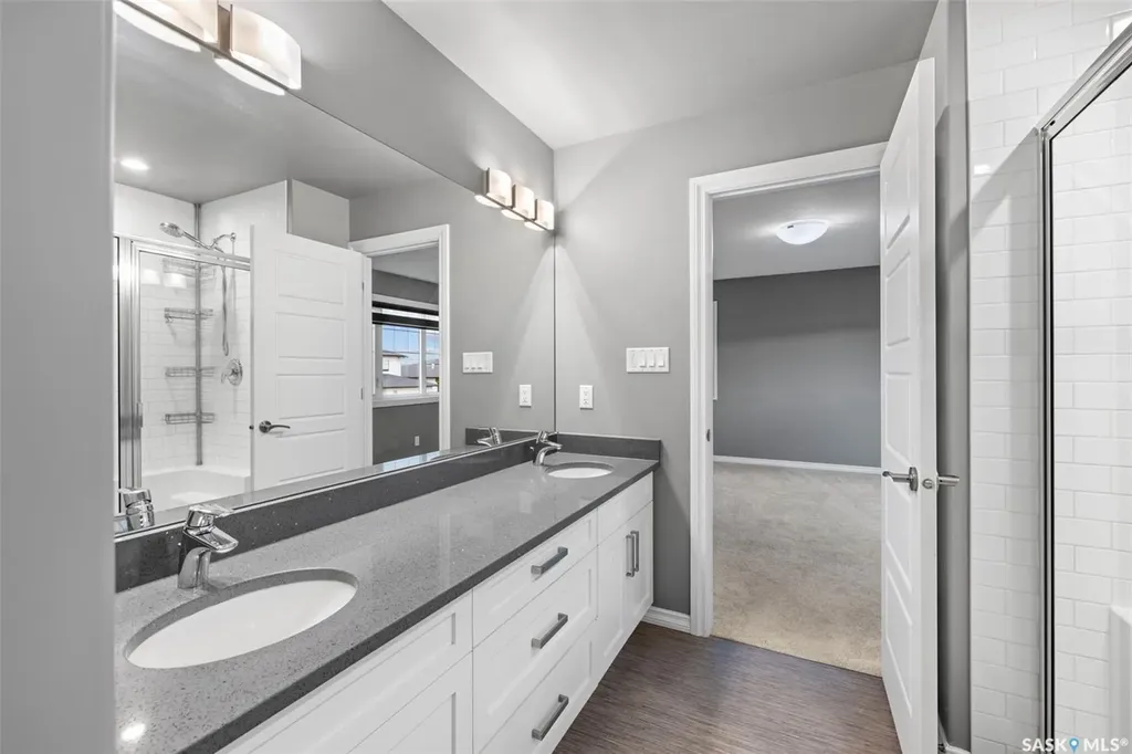 25 Hudson Drive Pilot Butte SK S0G 3Z0