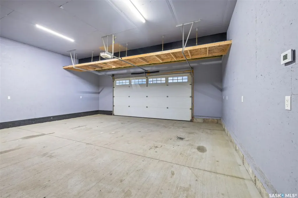 25 Hudson Drive Pilot Butte SK S0G 3Z0