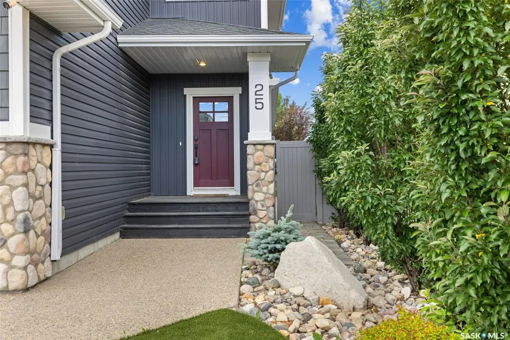 25 Hudson Drive Pilot Butte SK S0G 3Z0