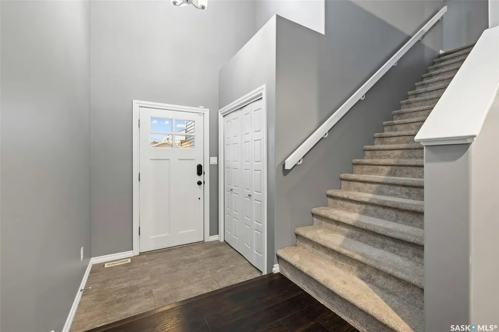 25 Hudson Drive Pilot Butte SK S0G 3Z0