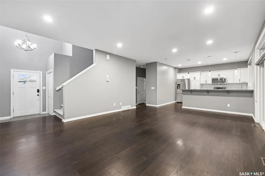 25 Hudson Drive Pilot Butte SK S0G 3Z0