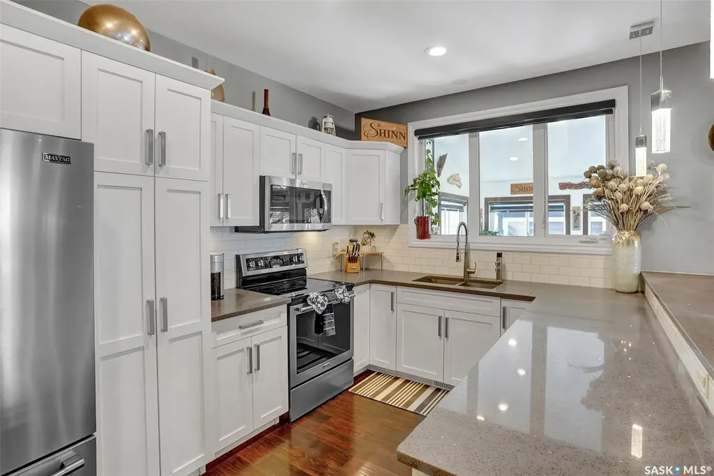 25 Hudson Drive Pilot Butte SK S0G 3Z0