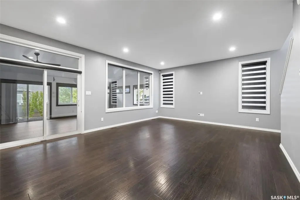25 Hudson Drive Pilot Butte SK S0G 3Z0