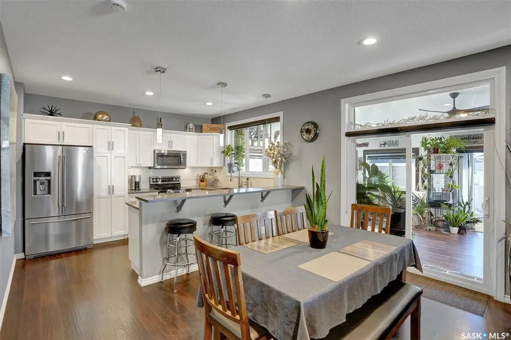 25 Hudson Drive Pilot Butte SK S0G 3Z0