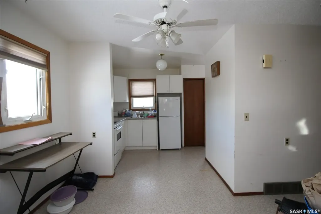101-107 2nd Avenue W Climax SK S0N 0N0