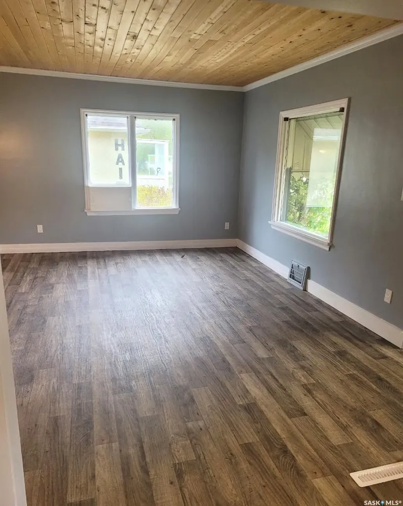 211 Broadway Street W Yorkton SK S3N 0M9