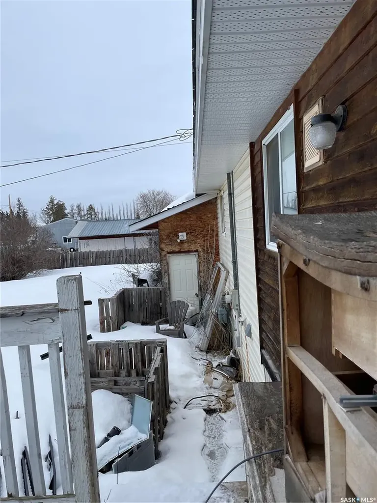 137 1st Street W Pierceland SK S0M 2K0