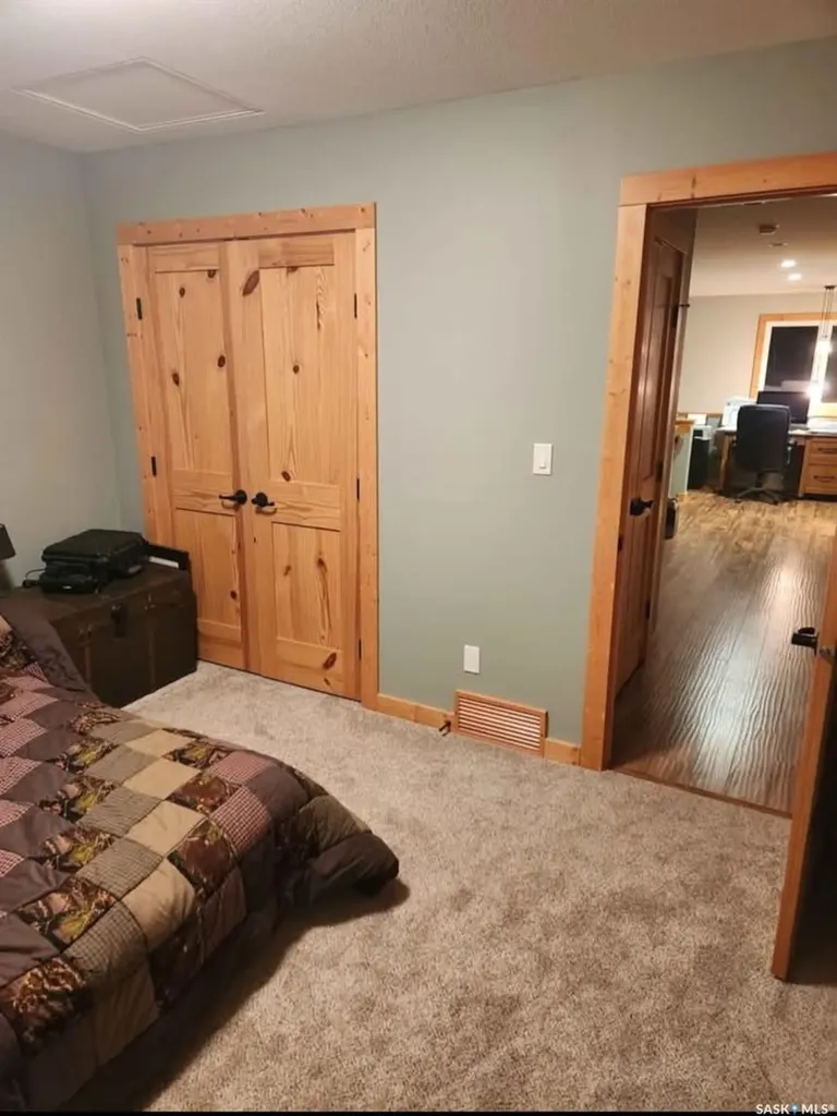 105 Francis Street Francis SK S0G 1V0