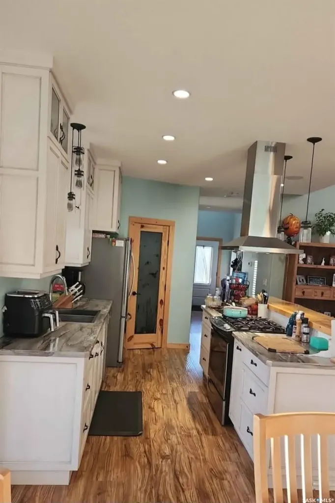 105 Francis Street Francis SK S0G 1V0