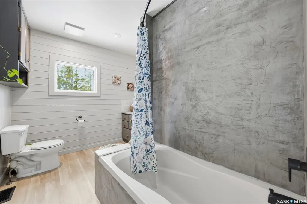 266 19th Avenue NW Buckland Rm No. 491 SK S6V 5R3