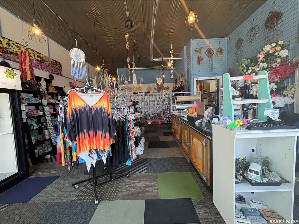 214 3rd Avenue W Melville SK S0A 2P0
