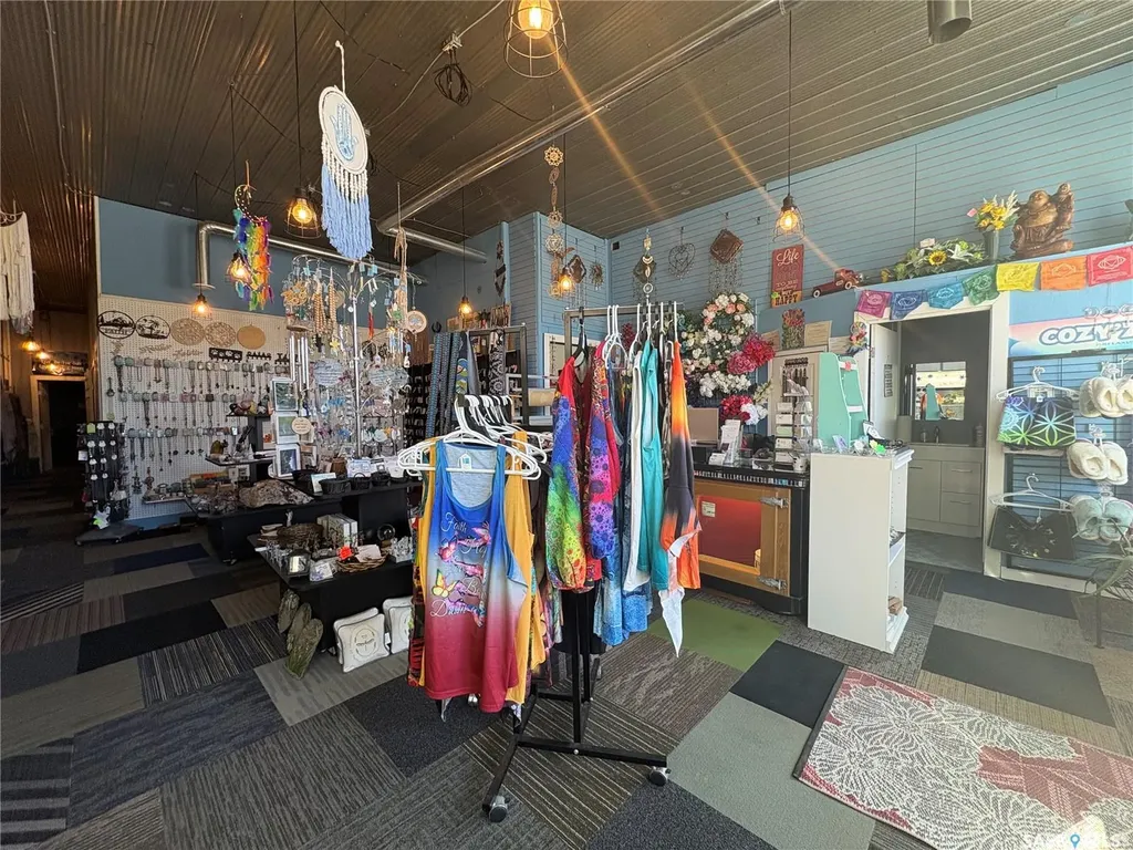 214 3rd Avenue W Melville SK S0A 2P0