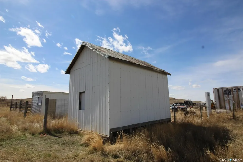 0 Railway Street E Eastend SK S0N 0T0