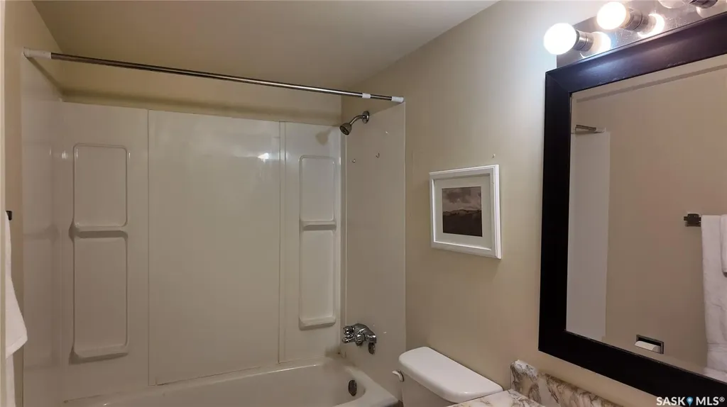 31 Centennial Street Regina SK S7H 3M9