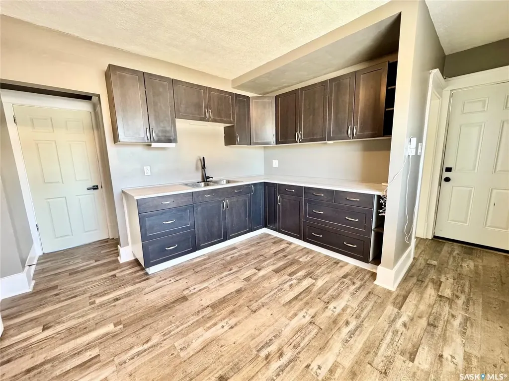 1467 15th Street W Prince Albert SK S6V 3S9