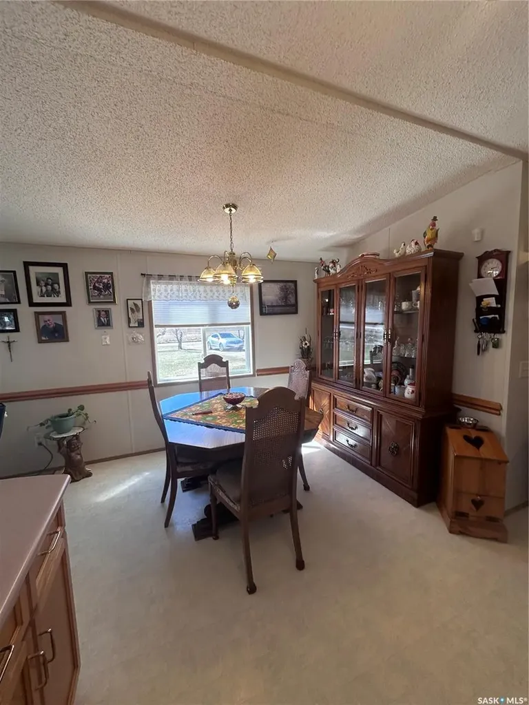 301 Willow Park Green Estevan SK S4A 2R9
