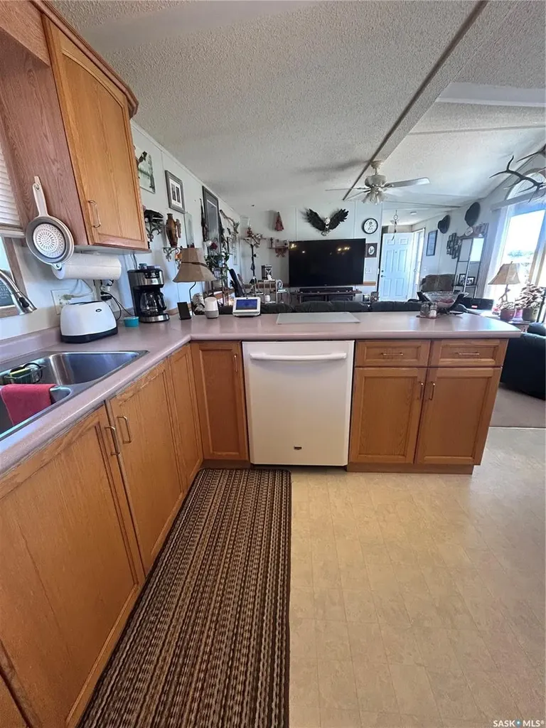 301 Willow Park Green Estevan SK S4A 2R9