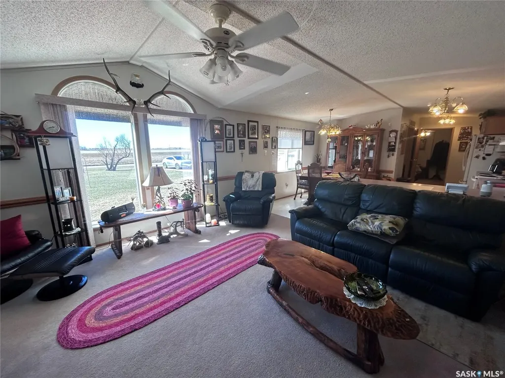 301 Willow Park Green Estevan SK S4A 2R9
