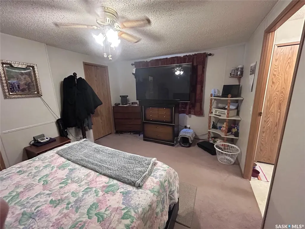 301 Willow Park Green Estevan SK S4A 2R9