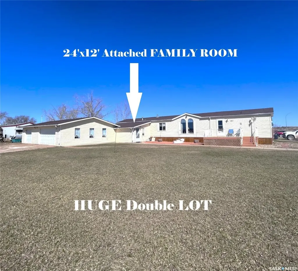 301 Willow Park Green Estevan SK S4A 2R9