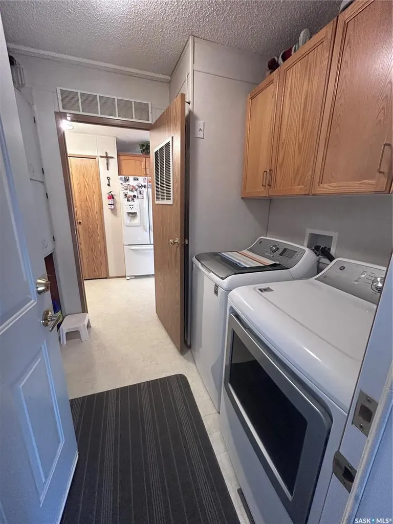 301 Willow Park Green Estevan SK S4A 2R9