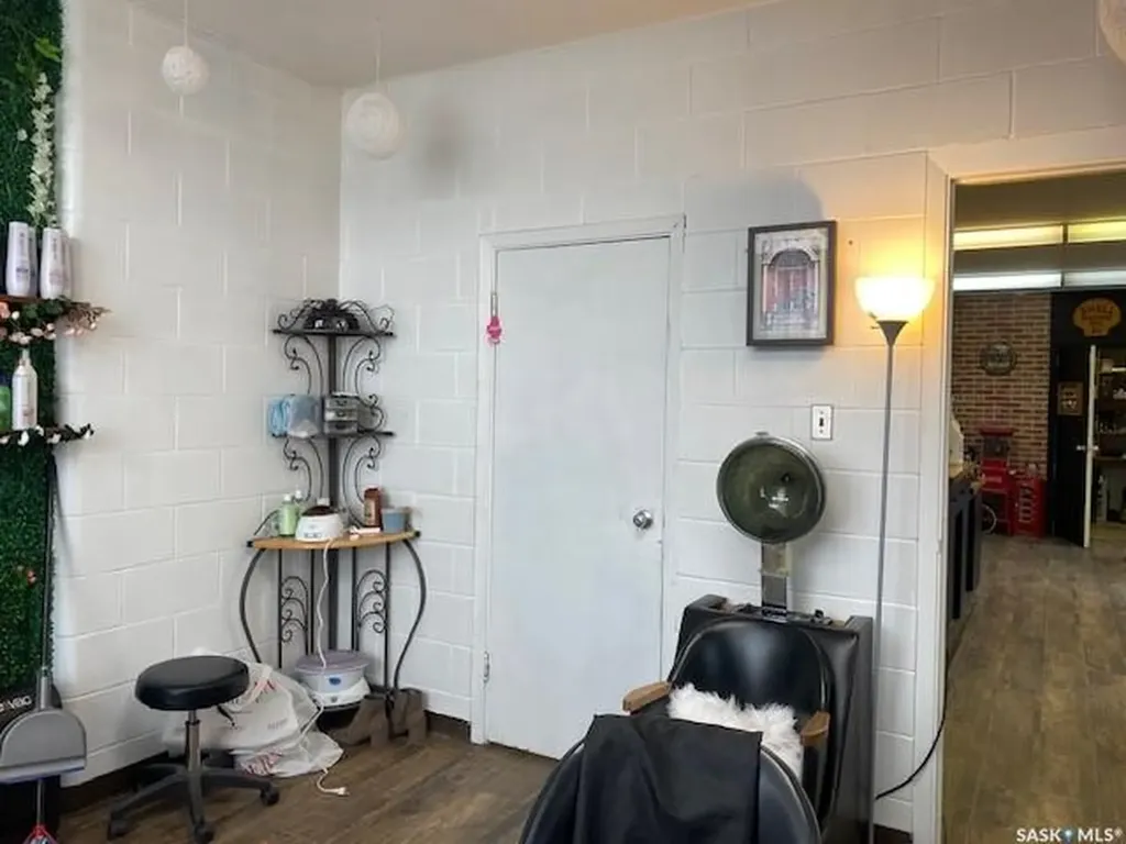 520 Atlantic Avenue Kerrobert SK S0L 1R0