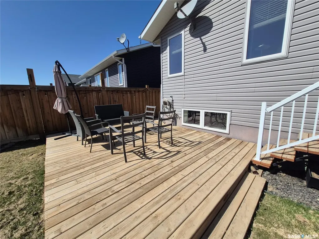 816 Battleford Trail Swift Current SK S9H 5R1