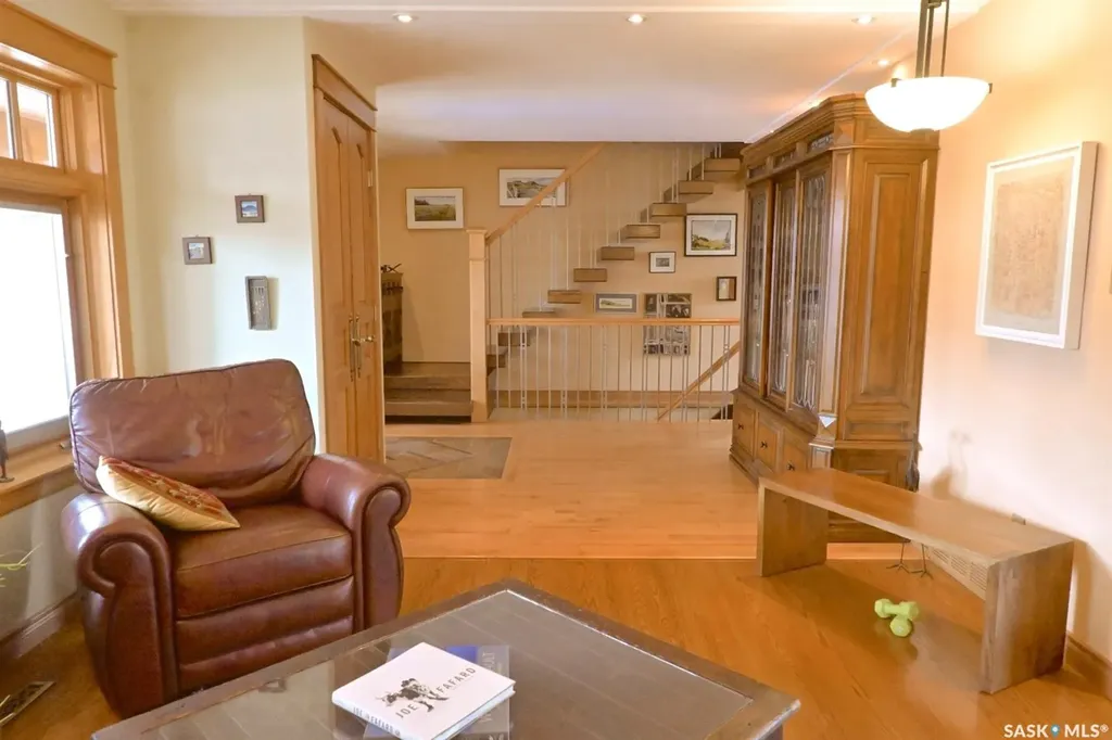 18 Rupert Drive Saskatoon SK S7K 1B2