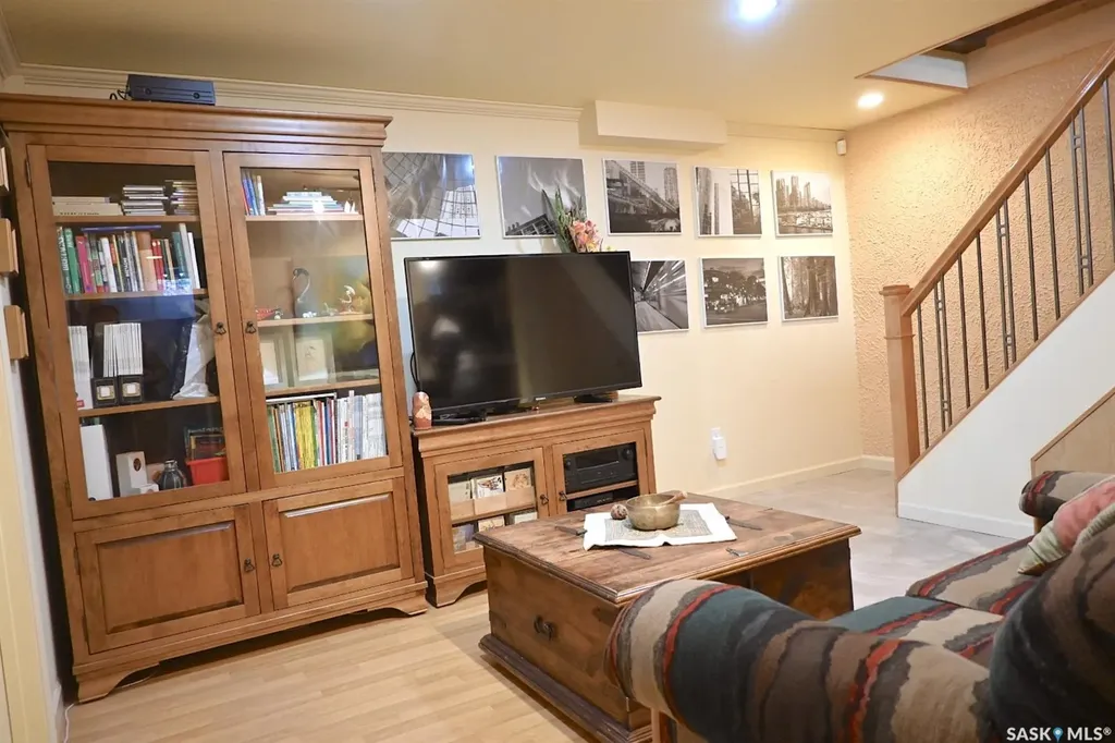 18 Rupert Drive Saskatoon SK S7K 1B2