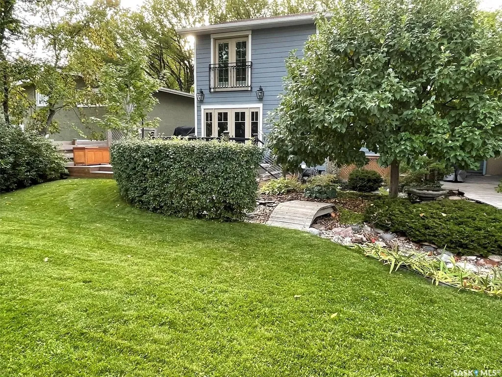 18 Rupert Drive Saskatoon SK S7K 1B2