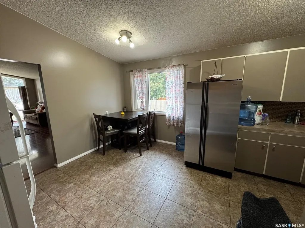 545 5th Street N Weyburn SK S4H 0Z9