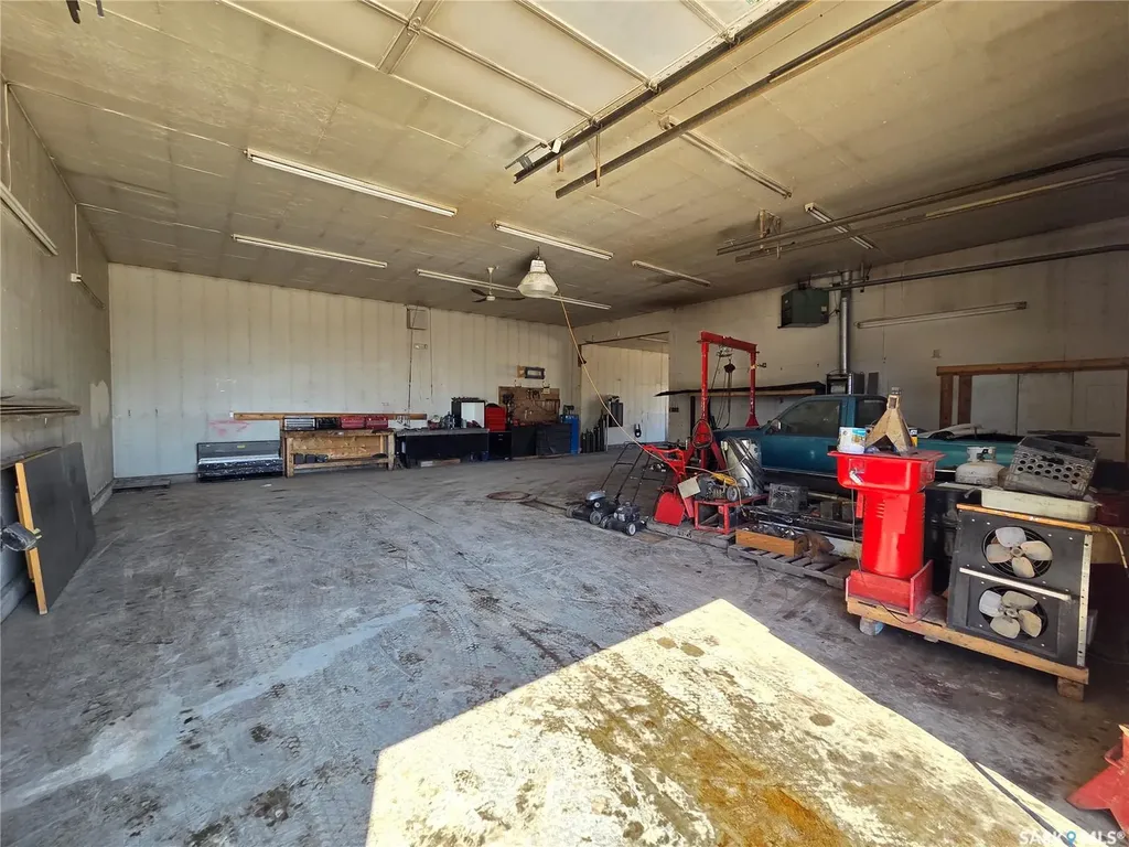 124 1st Street Alida SK S0C 0B0