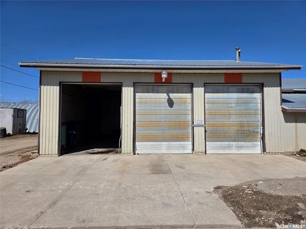 124 1st Street Alida SK S0C 0B0