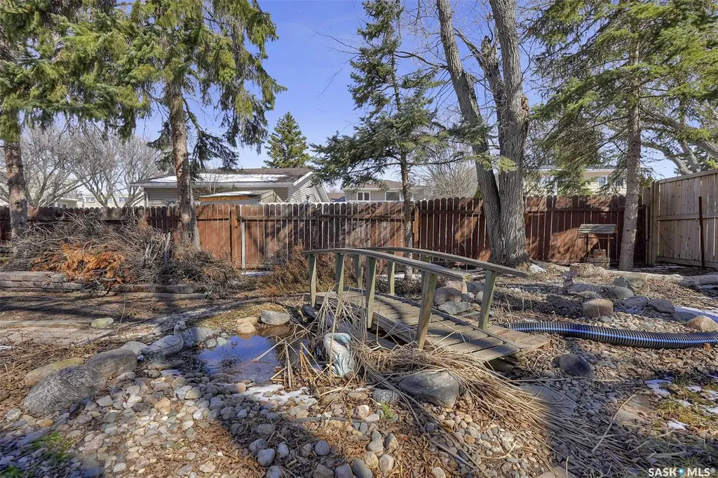 1 Culliton Crescent Regina SK S4S 4J5